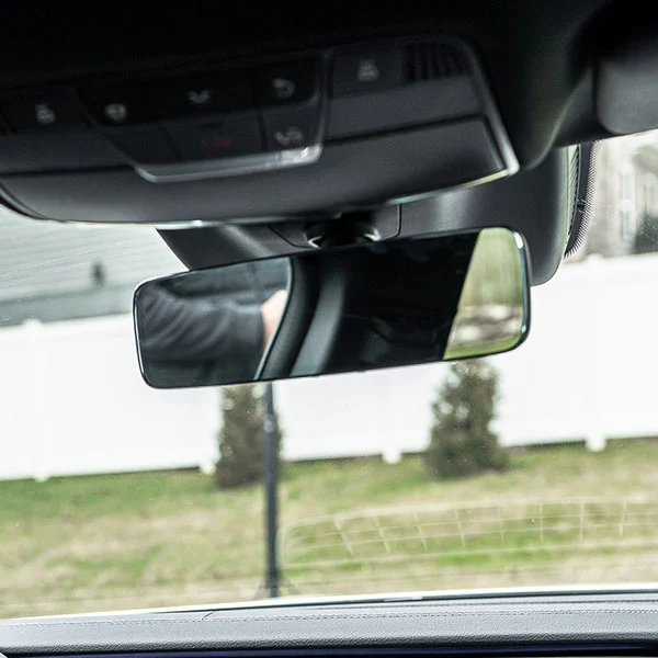 Auto Glass Features Laval Windshield Repair, Auto Glass Repair and